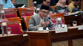 Anggota Komisi X DPR RI, Abdul Fikri Faqih dalam rapat Panja Pelestarian Cagar Budaya dengan Kementerian Kehutanan, Kementerian ATR/BPN di Gedung DPR, Selasa (20/1/2026). (Foto: DPR RI/Tera Nusantara.com)