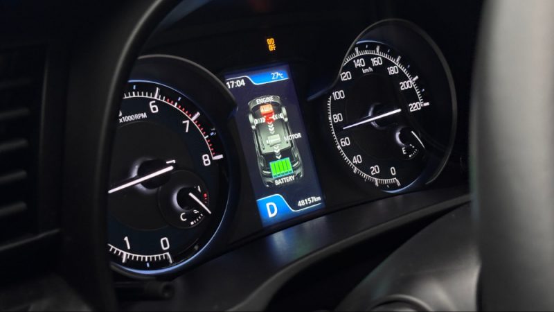Instrument Cluster Mobil. Curah hujan tinggi tidak semestinya menjadi penghalang bagi masyarakat untuk tetap bermobilitas. Foto Suzuki