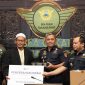 Bea Cukai Tanjung Emas menghibahkan barang milik negara (BMMN) kepada beberapa yayasan di Semarang, Kamis (15/01/2026). - Foto DJBC