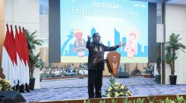 Rano Karno membuka Pelatihan Dasar (Latsar) bagi 2.519 CPNS Tahun 2026. (Foto: Pemprov DKI Jakarta/Tera Nusantara.com)
