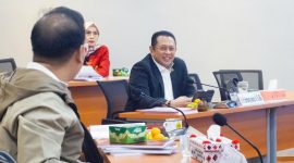 Bambang Soesatyo saat menguji sekaligus menjadi ko-promotor mahasiswa doktoral dalam Sidang Proposal Disertasi Program Doktor Ilmu Hukum Universitas Borobudur, di Jakarta, Sabtu (31/1/26). (Foto: Tera Nusantara.com)