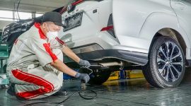 Kendaraan bermotor berbahan bakar bensin tahun produksi 2007 dan sesudahnya memiliki ambang batas emisi pada uji idle dengan parameter karbon monoksida (CO) maksimal 1,5% volume dan hidrokarbon (HC) maksimal 200 ppm volume.