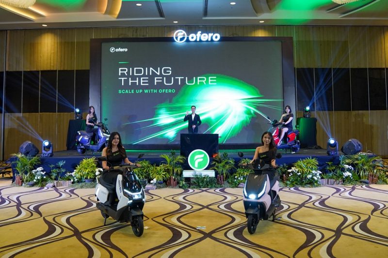 Ofero memperkenalkan dua model sepeda listrik terbaru yang sudah hadir di pasar, yaitu Ledo 5 dan Galaxy 6, serta sepeda listrik premium bergaya neo-retro bernama Monster dan motor listrik fungsional bernama Carria 1. 